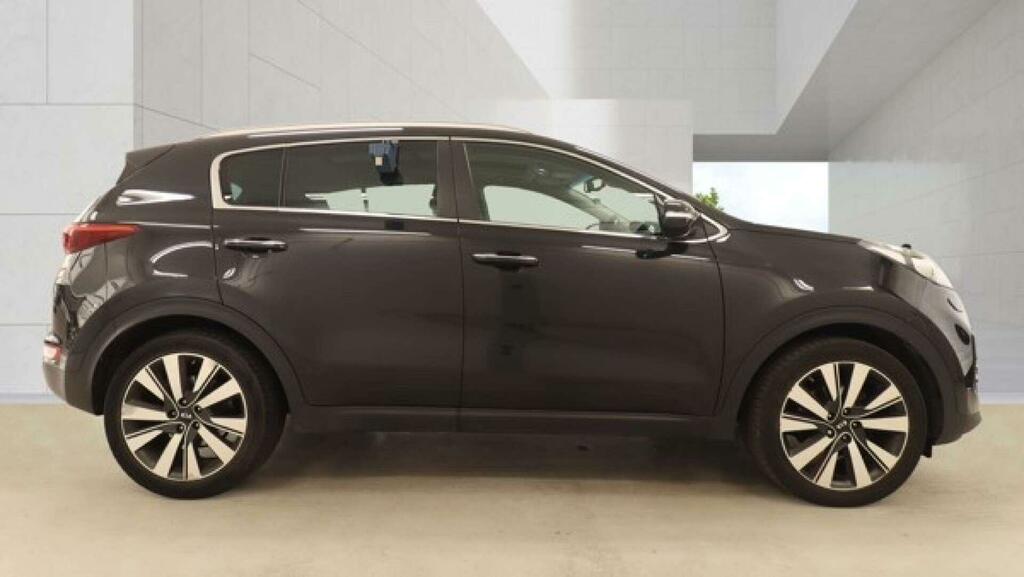 Kia Sportage 1.7 Crdi 4 Euro 6 Ss YR17WGC Black #5