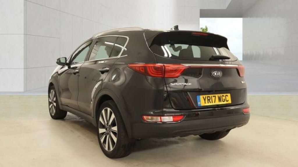 Kia Sportage 1.7 Crdi 4 Euro 6 Ss YR17WGC Black #4