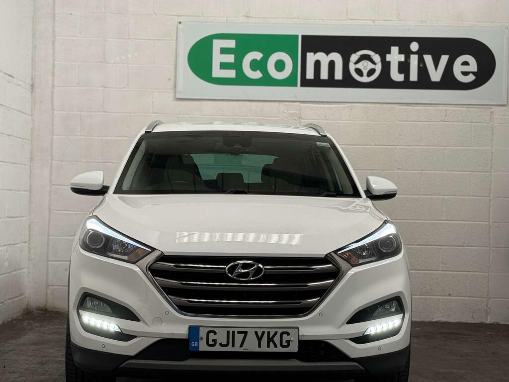 Hyundai Tucson Premium White #5
