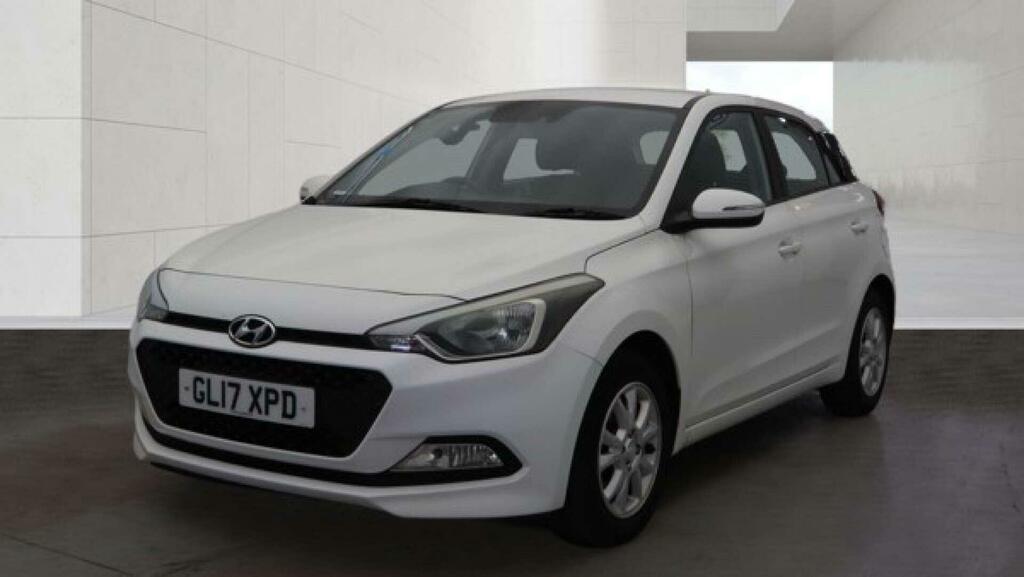 Hyundai I20 Se White #2
