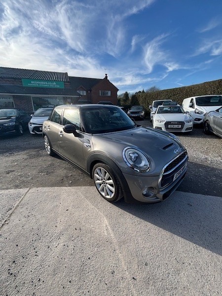 Mini Hatch Cooper Sd Sat Silver