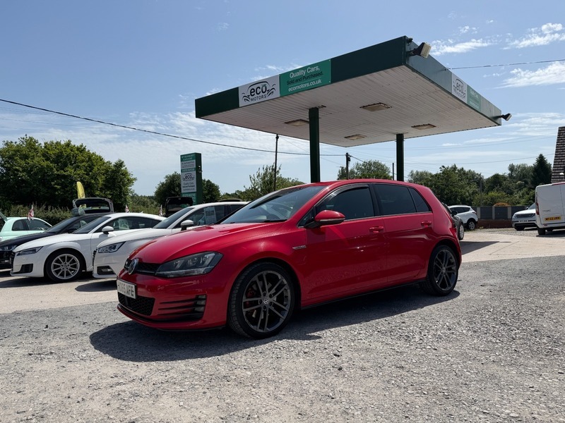 Volkswagen Golf Reduced By 500 Vw MD65AFE Red #3