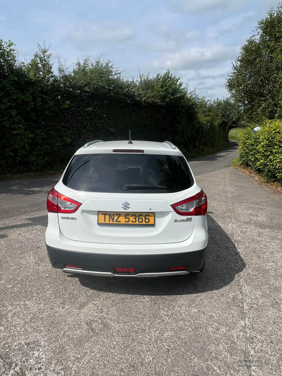 Suzuki SX4 S Cross 1.6 Ddis Sz4 White #5