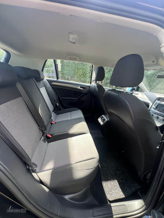 Volkswagen Golf 1.6 Tdi 110 S Black #5