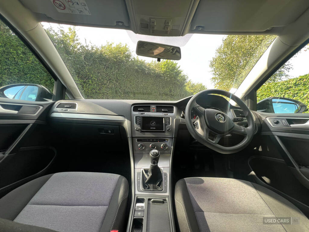 Volkswagen Golf 1.6 Tdi 110 S Black #6