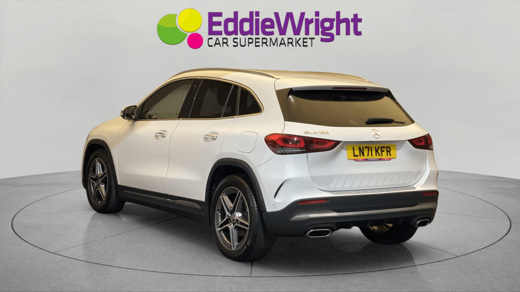 Mercedes-Benz GLA Class 180 1.3 Amg Line Premium Nq LN71KFR White #2