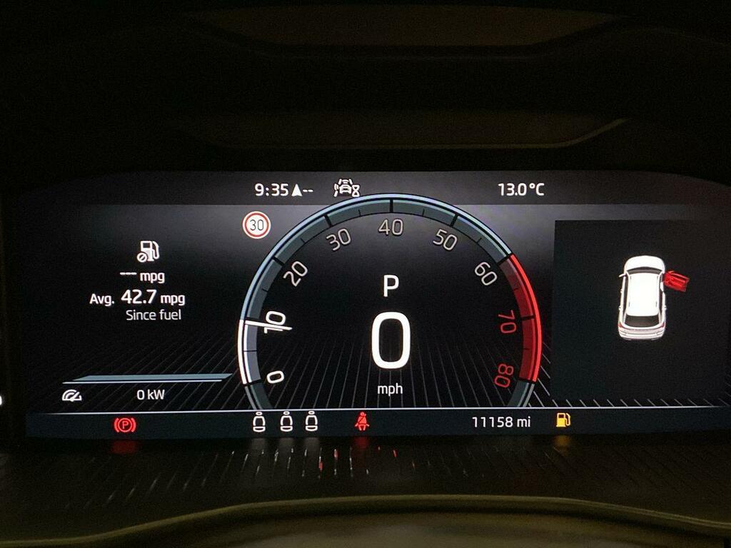 Skoda Kamiq 1.0 Se L Executive Tsi Dsg KW73HWB Black #6