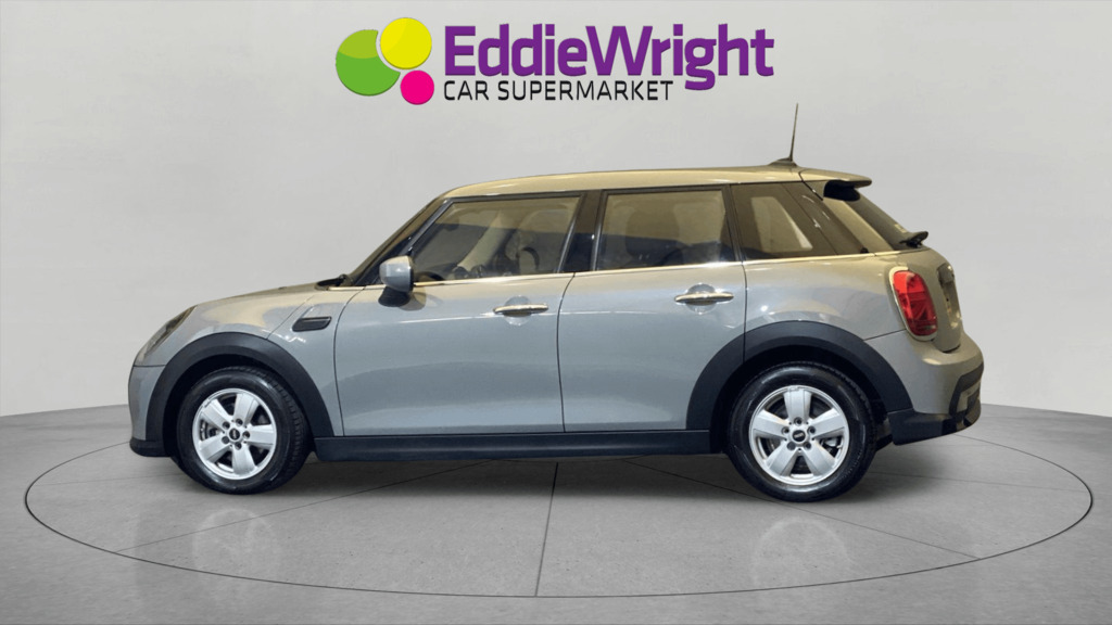 Mini Hatch 1.5 Cooper Classic Vq  #3