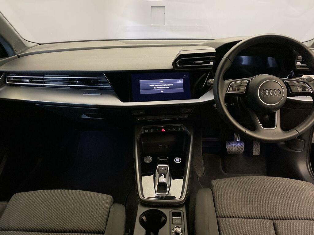 Audi A3 1.5 Tfsi 30 Sport S Tronic Nq MV25ODH #5