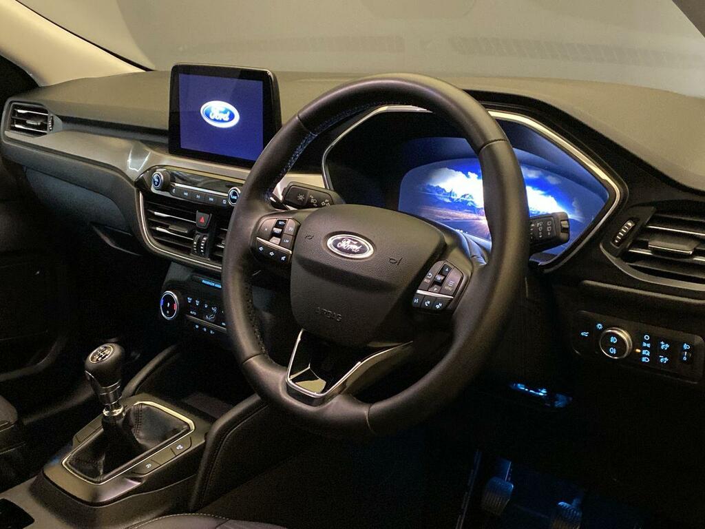 Ford Kuga 1.5 Ecoboost 150 Titanium Edition AJ23ZDS  #4