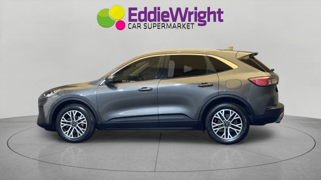 Ford Kuga 1.5 Ecoboost 150 Titanium Edition AJ23ZDS  #3