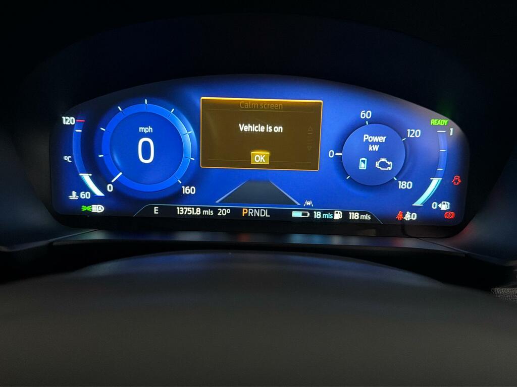 Ford Kuga 2.5 Duratec 14.4Kwh 225 Bhp St-line Edition ML24PZD #6