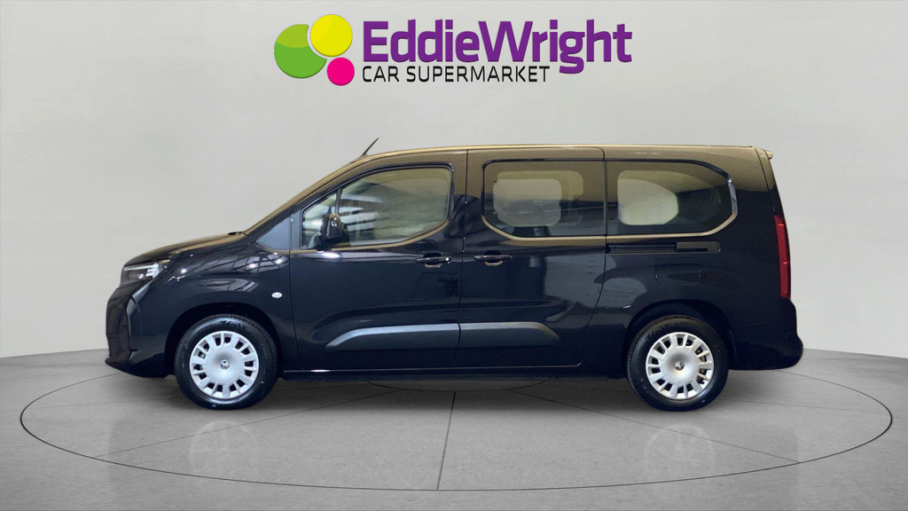 Vauxhall Combo-e Life 52Kwh 136Ps Design XL Nq DC75SZJ #3