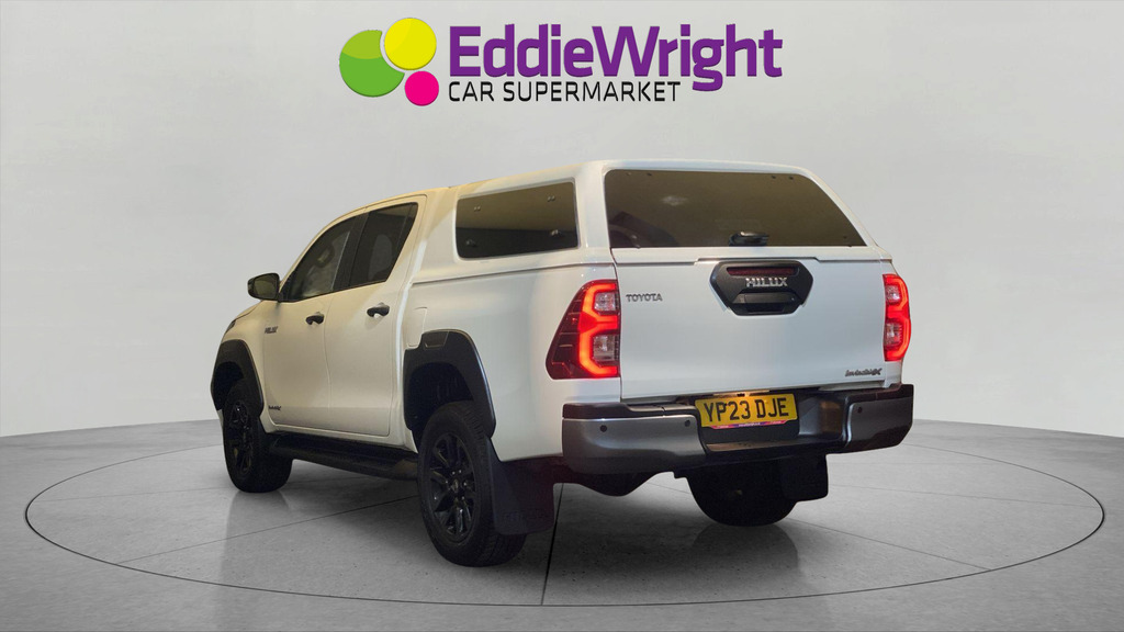 Toyota HILUX 2.8 D-4d 204 Bhp Invincible X 4Wd Double Cab Vq YP23DJE #2