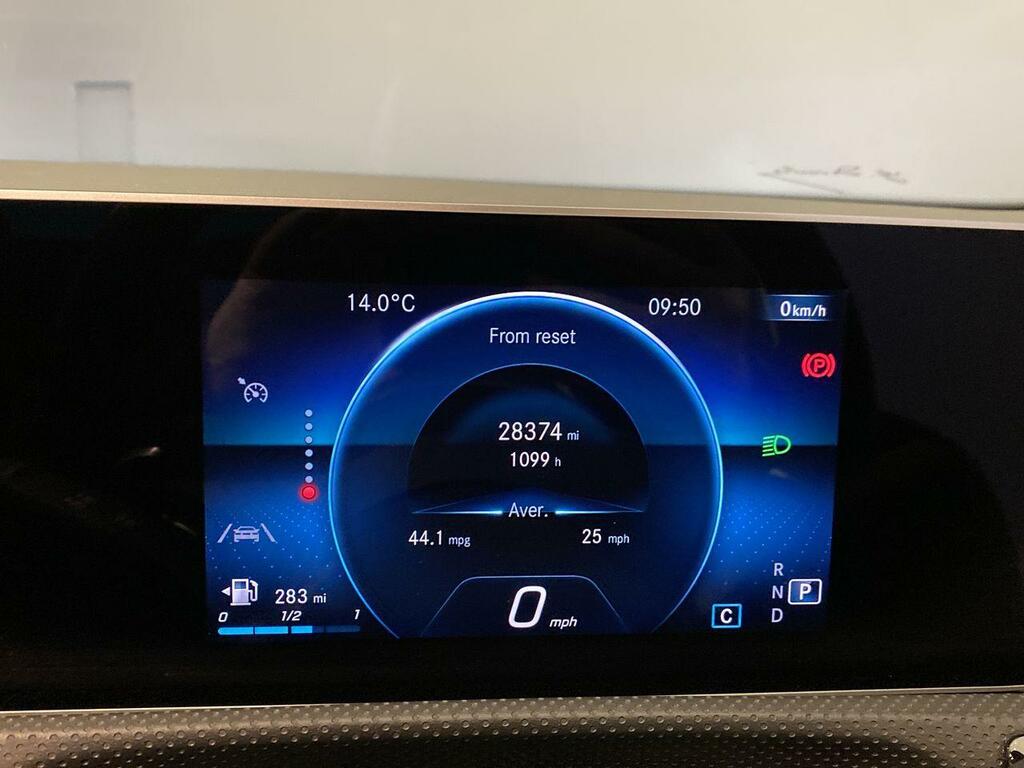 Mercedes-Benz A Class A220 2.0 190Bhp Amg Line Executive 8G -Dct Nq WA71LZN #6