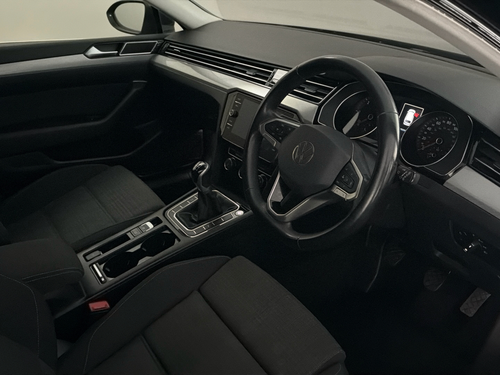 Volkswagen Passat 2.0 Tdi Evo 150 Bhp Se Nav #3