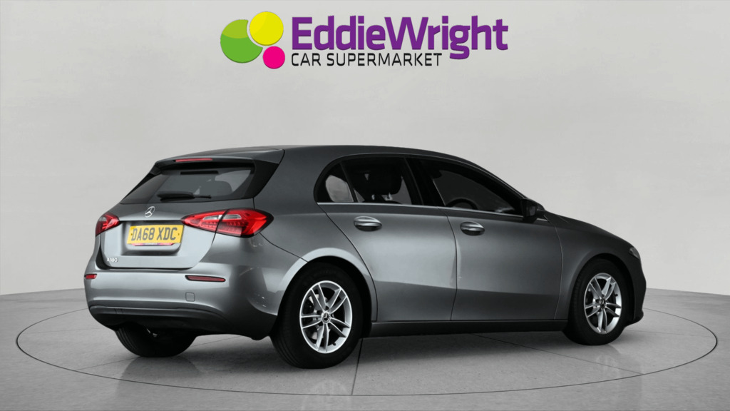 Mercedes-Benz A Class A180 1.3T 136 Bhp Se Hatchback Nq DA68XDC #2