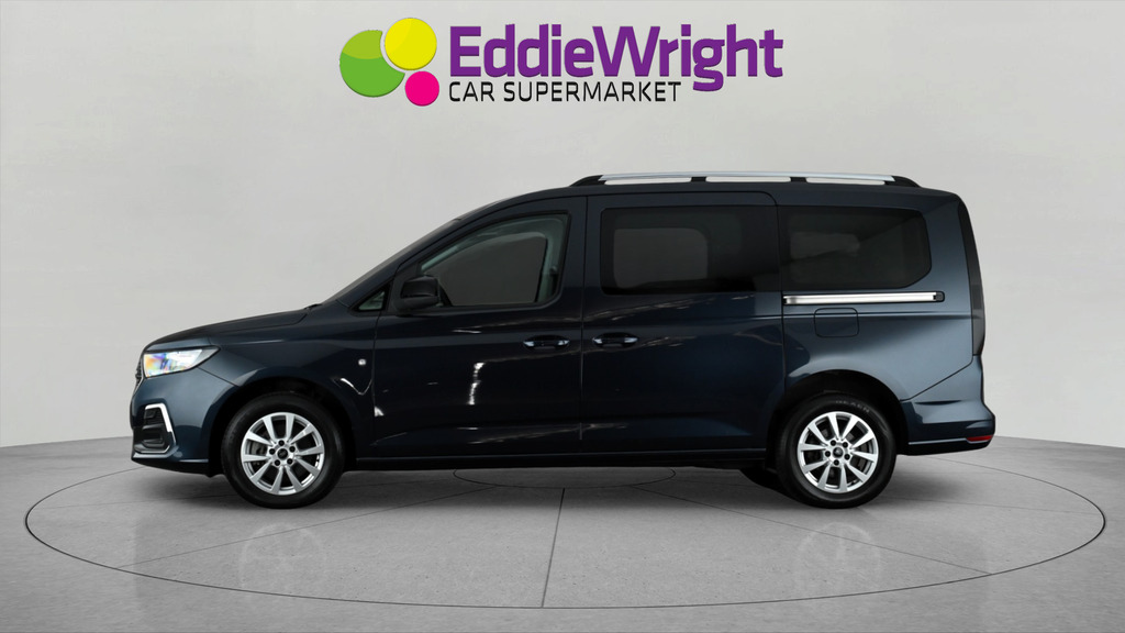 Ford Tourneo Connect 2.0 Ecoblue Titanium Mpv  #3