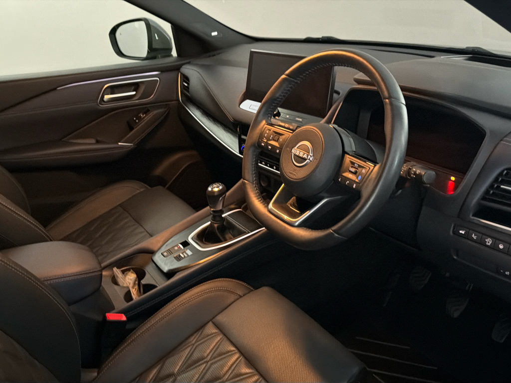 Nissan Qashqai 1.3 Dig-t 158 Bhp Mhev Tekna Suv Nq NU72XRE #4