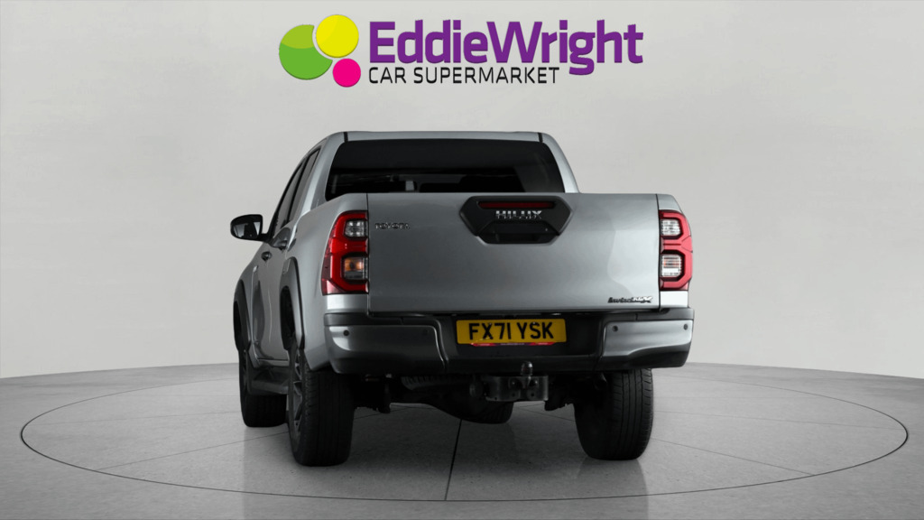 Toyota HILUX 2.8 D-4d 204 Bhp Invincible X Pick Up Double Cab 4 #6