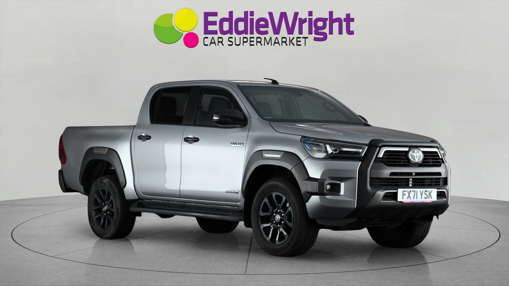 Toyota HILUX 2.8 D-4d 204 Bhp Invincible X Pick Up Double Cab 4