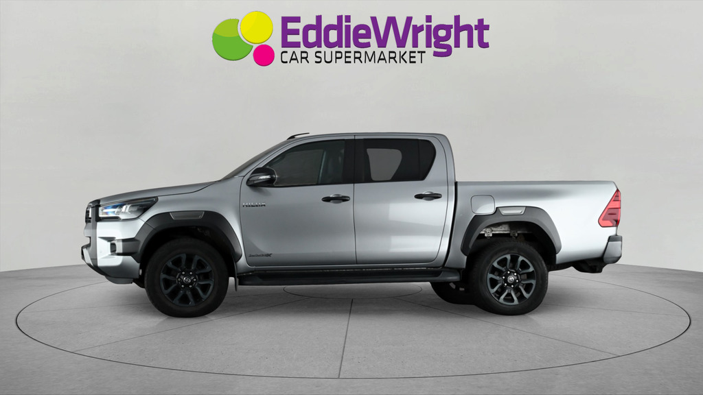 Toyota HILUX 2.8 D-4d 204 Bhp Invincible X Pick Up Double Cab 4 #4