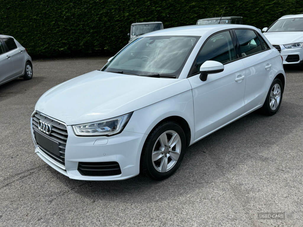 Audi A1 1.0 Tfsi Sport S-tronic White #3