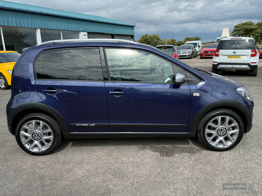 Volkswagen Up 1.0 High Up White #8
