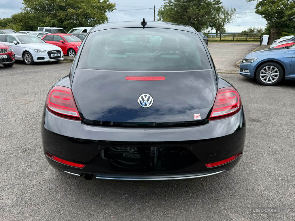 Volkswagen Beetle 1.2 Tsi Beetle Exclusive Dsg Black #6