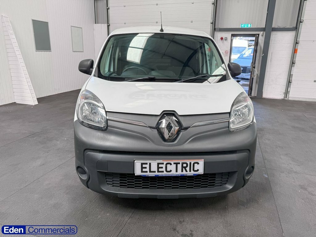 Renault Kangoo Maxi Combi White #2