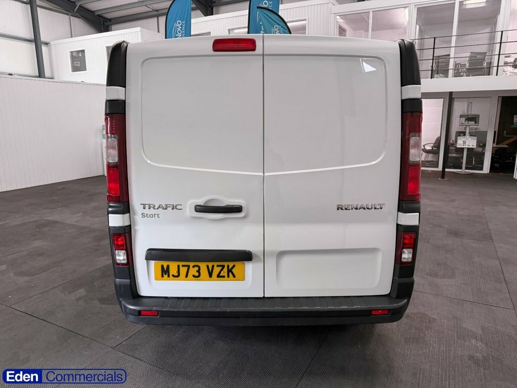Renault Trafic 2L Start MJ73VZK White #5