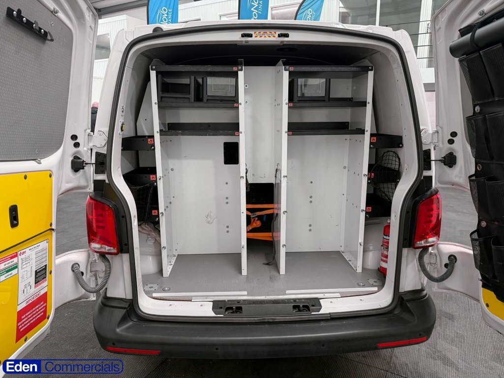 Volkswagen Transporter 2L Startline BF23JJE White #4