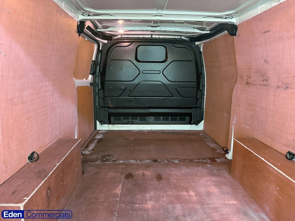 Ford Transit Custom 2L Leader White #4