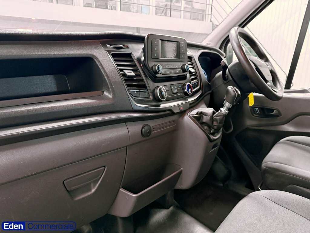 Ford Transit Custom 2L Leader WM72YJV White #2
