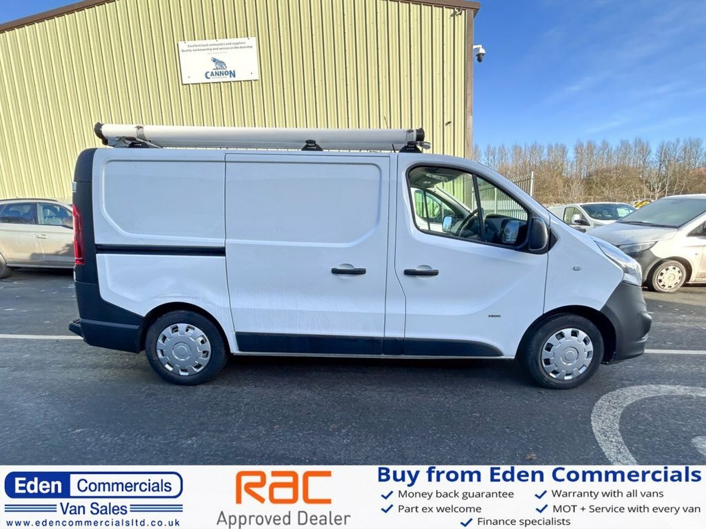 Vauxhall Vivaro Mpv White #2