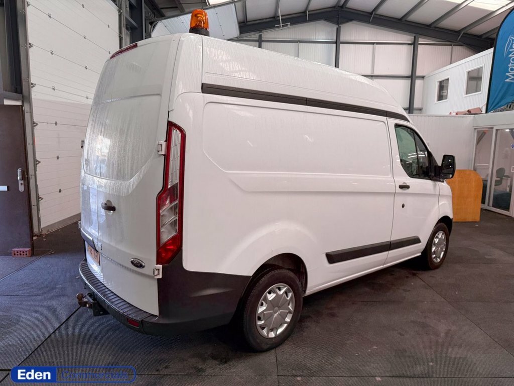 Ford Transit Custom Mpv YS67EFL White #5