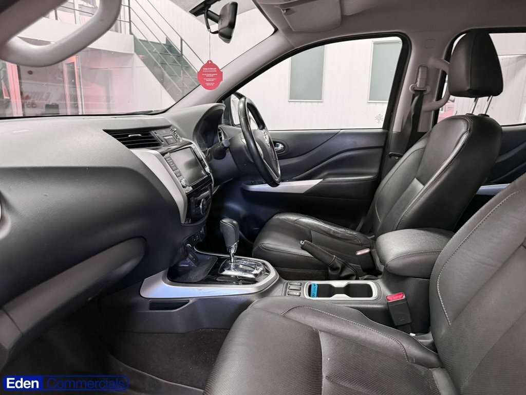Nissan Navara 2.3 Dci N-connecta Pickup 4Wd Eu Black #23