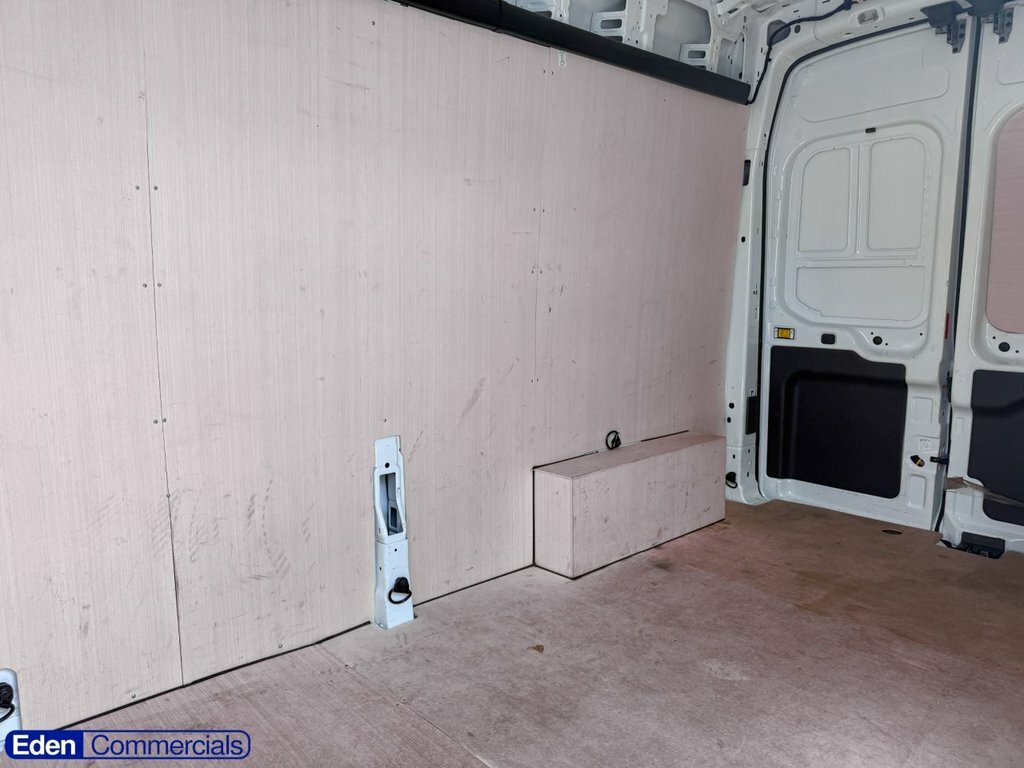 Ford Transit Custom 2L Leader White #6