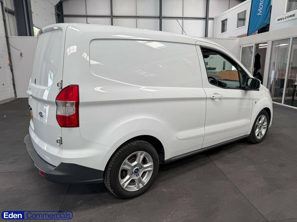 Ford Transit Courier 1L Limited White #5
