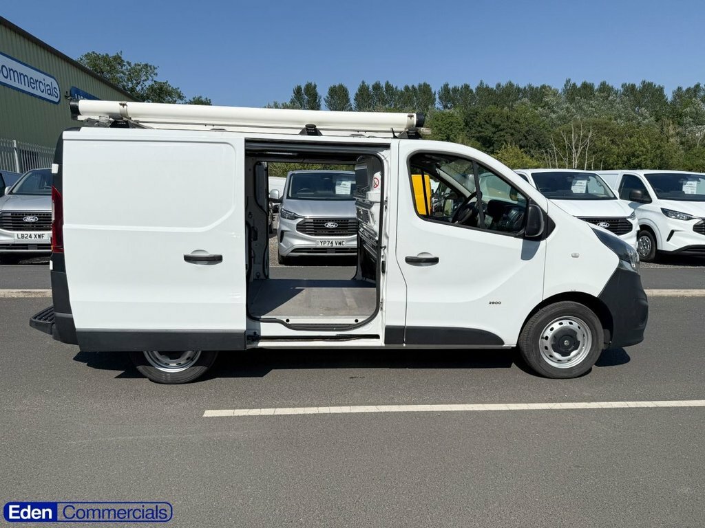 Vauxhall Vivaro White #11
