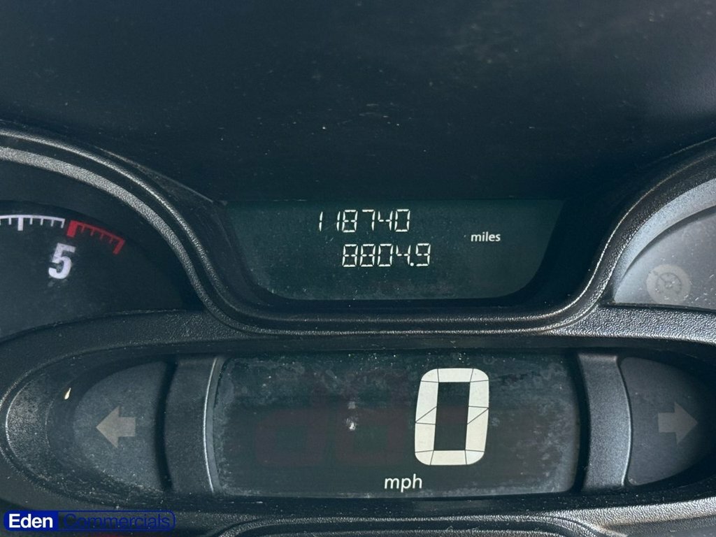 Vauxhall Vivaro White #15