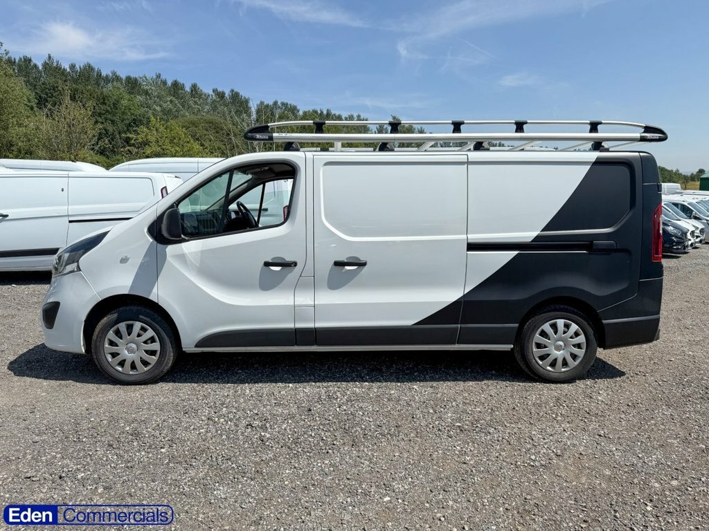 Vauxhall Vivaro White #7