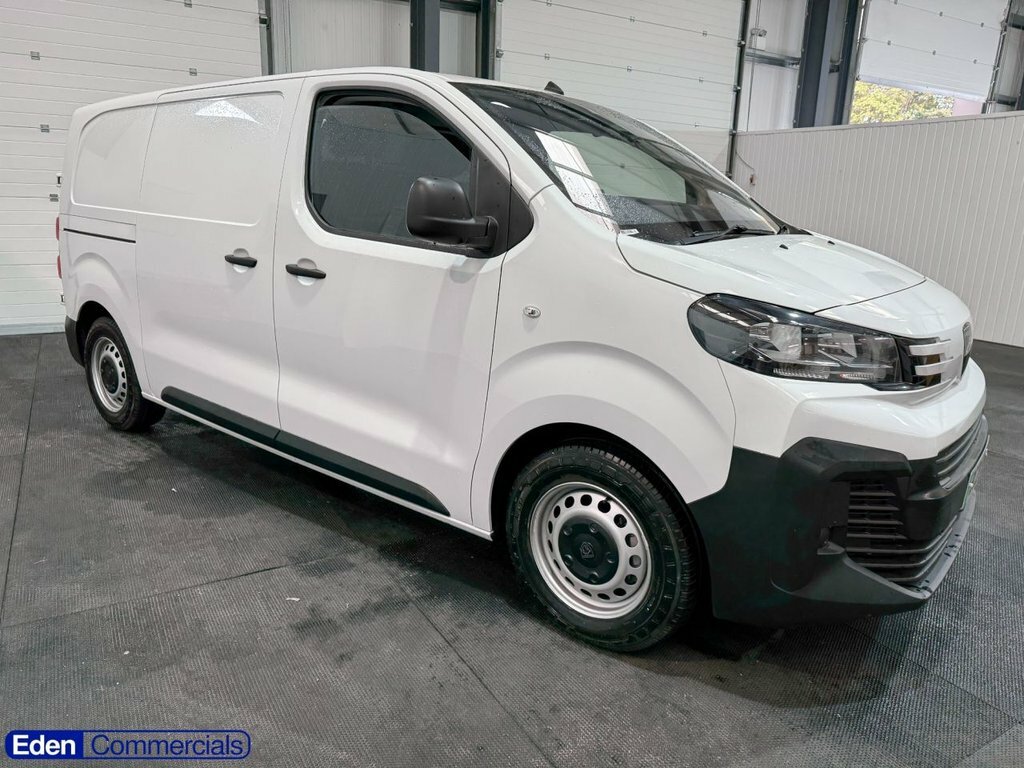 Peugeot E-Expert Mpv White