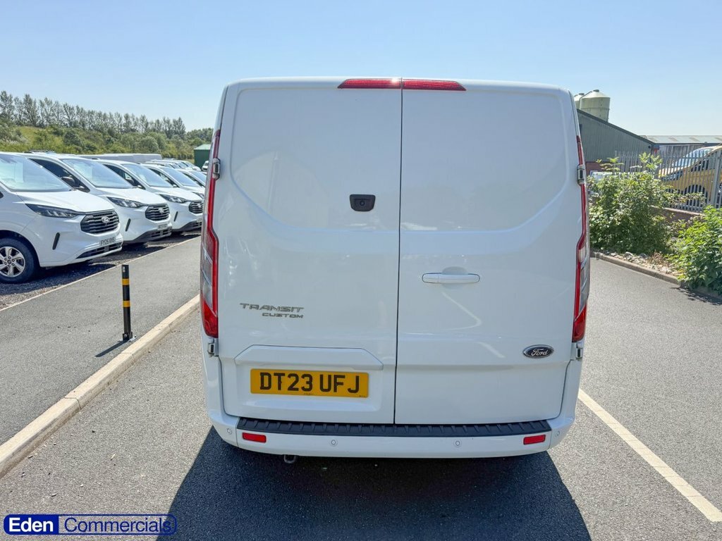 Ford Transit Custom 2L Limited DT23UFJ White #6