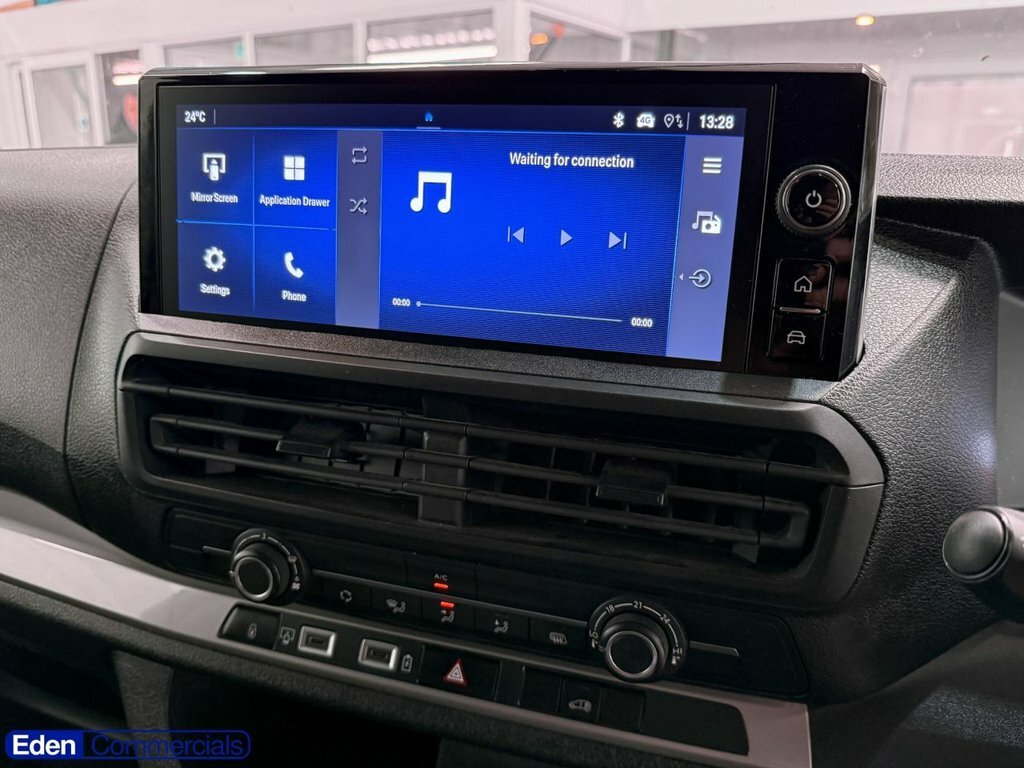 Vauxhall Vivaro Diesel #21