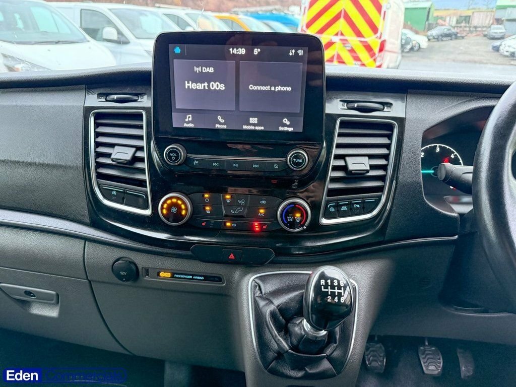 Ford Transit Custom 2L Limited LD23RVX Silver #6