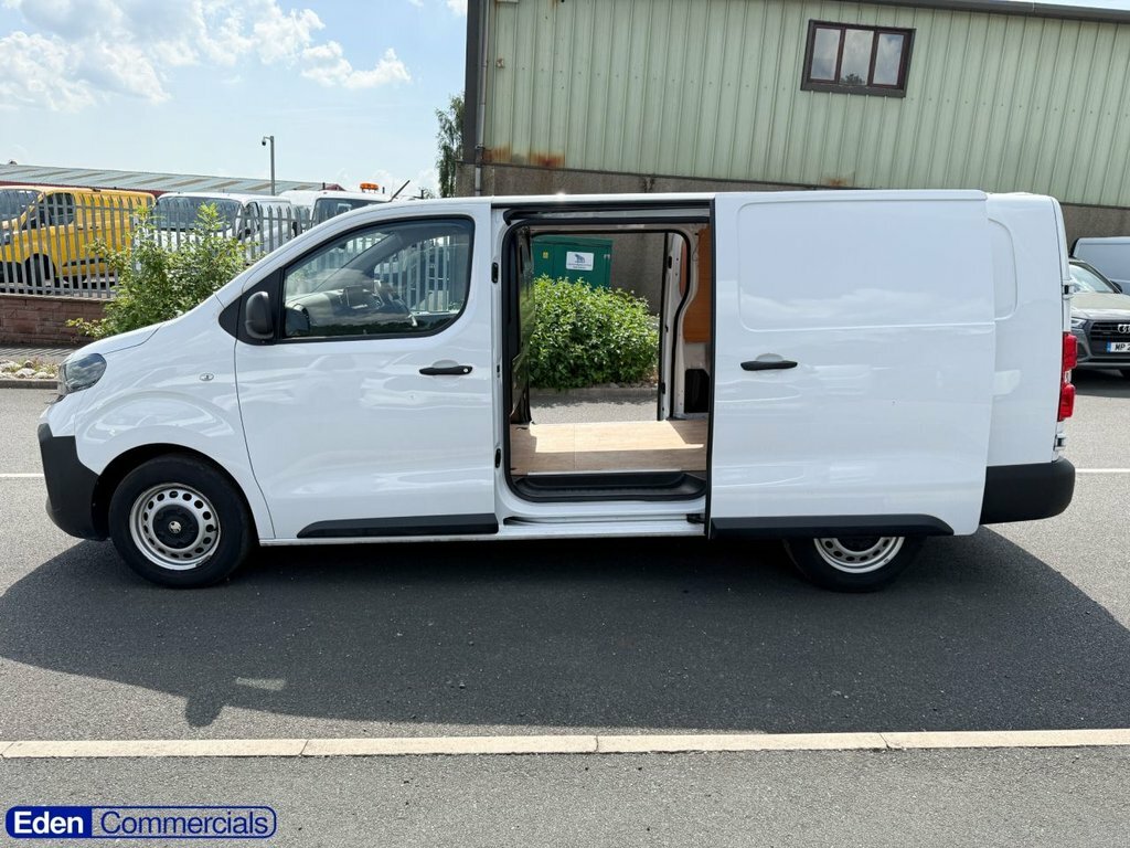 Vauxhall Vivaro L2h1 Van 2.0 145 3100 Pro Grey #23
