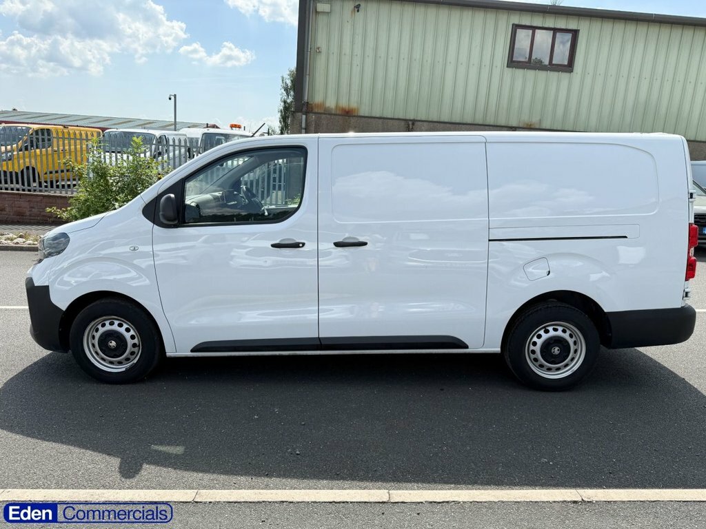 Vauxhall Vivaro L2h1 Van 2.0 145 3100 Pro Grey #8