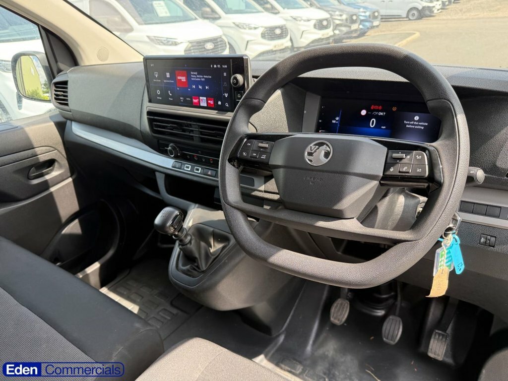 Vauxhall Vivaro L2h1 Van 2.0 145 3100 Pro Grey #13
