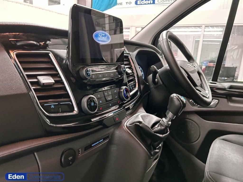 Ford Transit Custom 2.0 350 Leader Ecoblue 130 Bhp L4 X-lwb Luton Van White #5